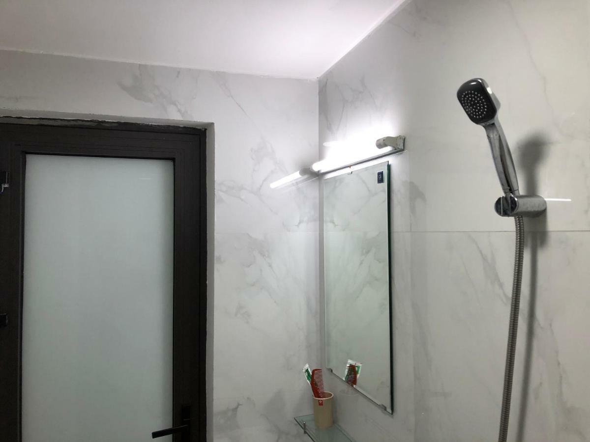Khai Homestay ハノイ市 エクステリア 写真